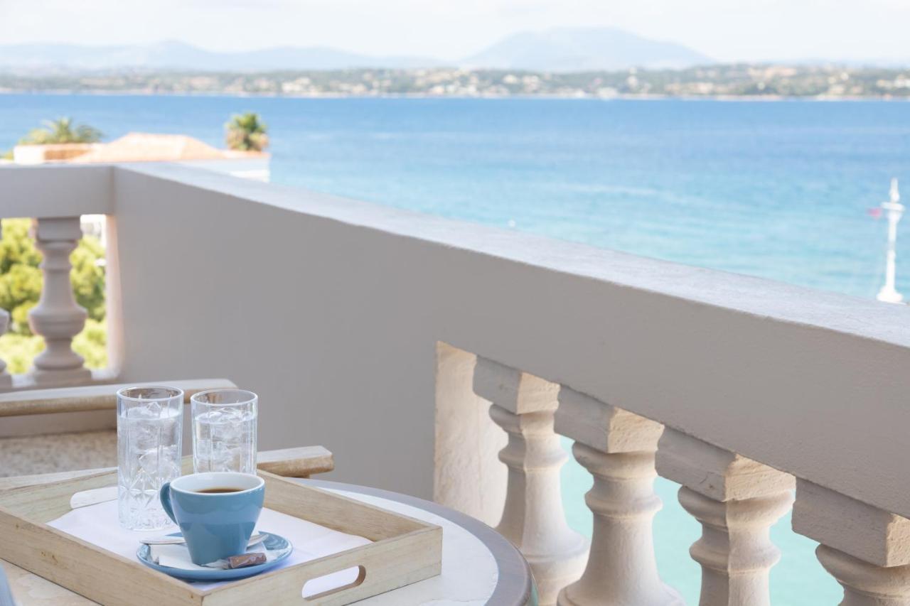 Hotel Roumani Spetses Town ภายนอก รูปภาพ