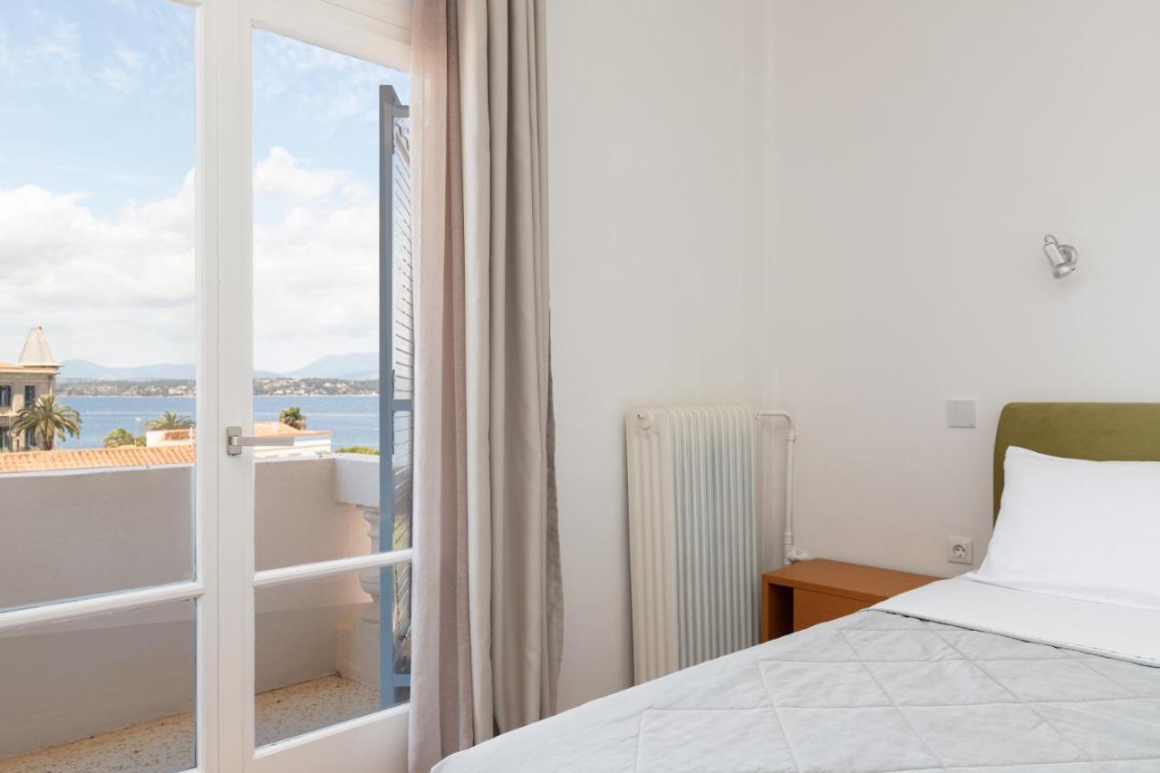 Hotel Roumani Spetses Town ภายนอก รูปภาพ