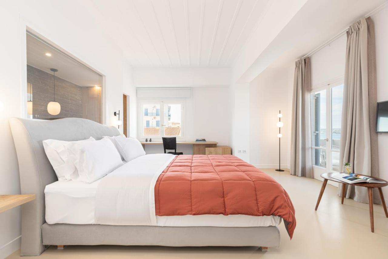 Hotel Roumani Spetses Town ภายนอก รูปภาพ