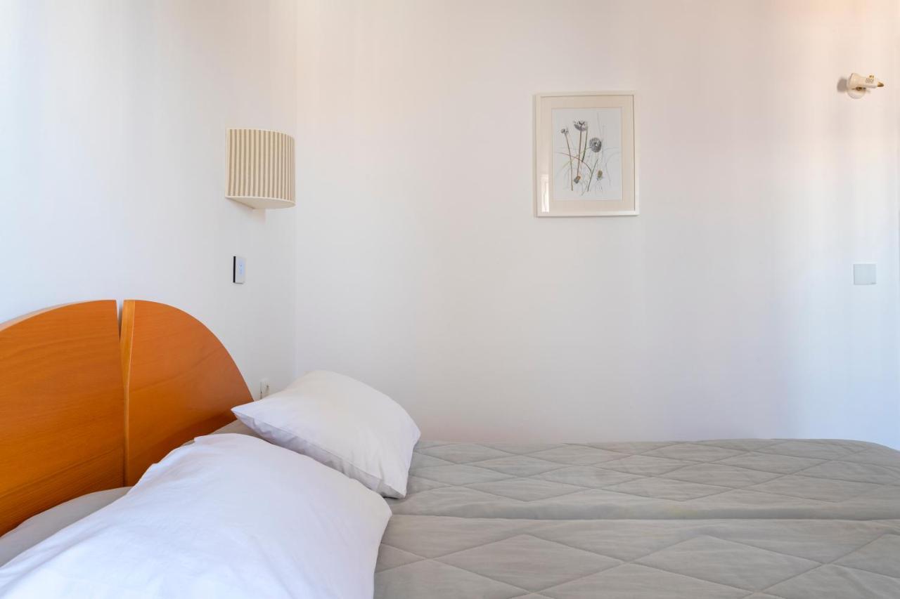 Hotel Roumani Spetses Town ภายนอก รูปภาพ