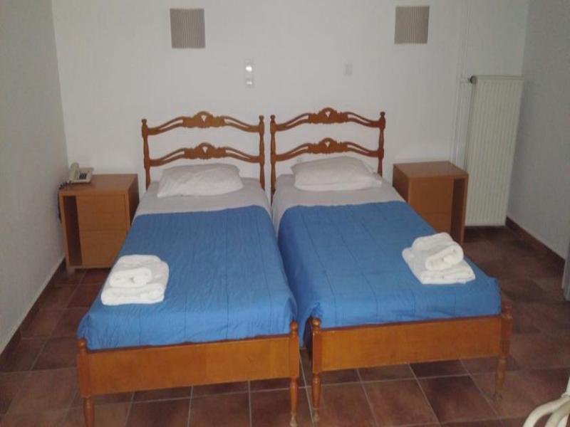 Hotel Roumani Spetses Town ภายนอก รูปภาพ