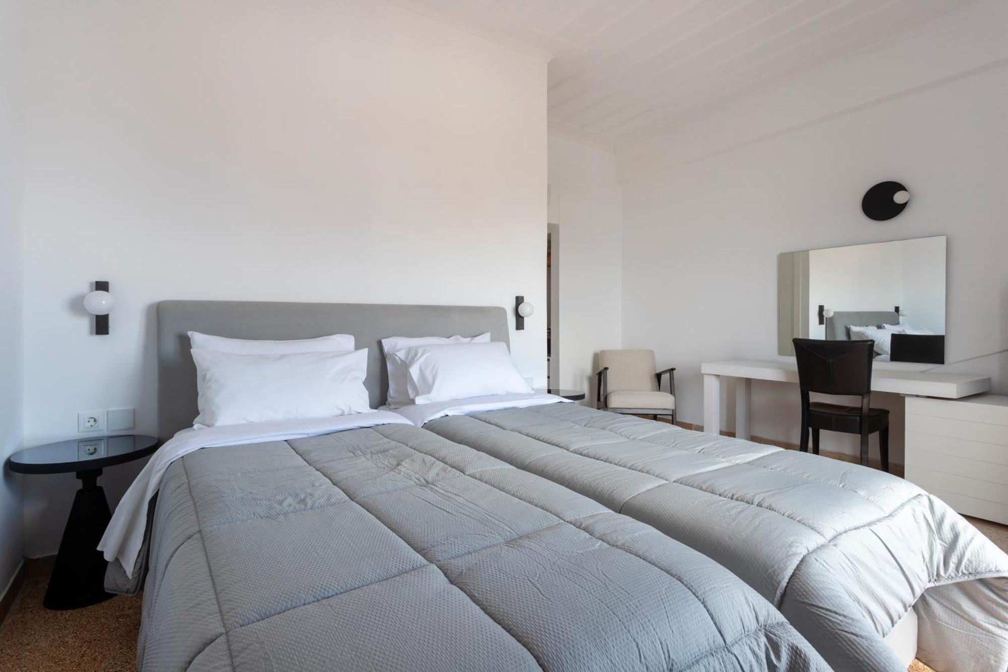 Hotel Roumani Spetses Town ภายนอก รูปภาพ