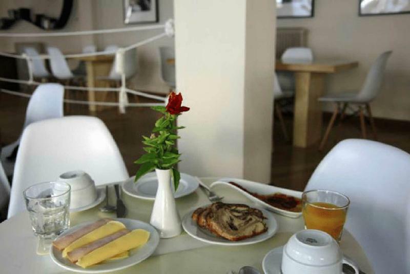 Hotel Roumani Spetses Town ภายนอก รูปภาพ